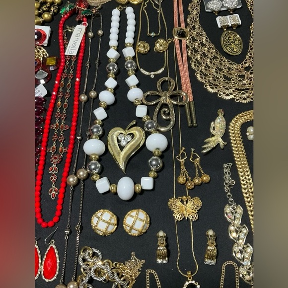 🧨 3 LB ALL SIGNED/HIGH END Jewelry Lot~MOST necklaces signed +earrings bracelets - Picture 9 of 11